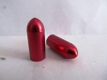 Aluminijumske završne kapice za ventile (2 kom) - Materijal: obrađeni na lalafo.rs Aluminijumske završne kapice za ventile (2 kom) - Materijal: obrađeni