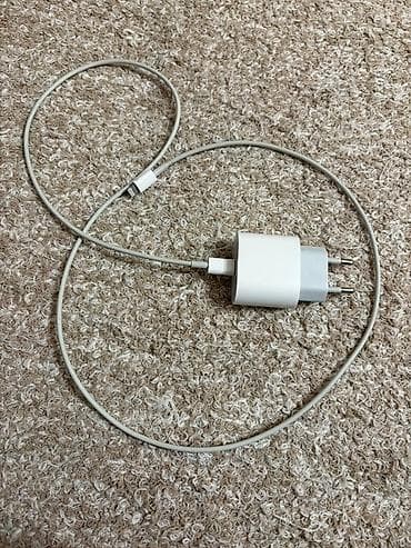 PRODAJEM IPHONE 13 128GB
Telefon je kupljen januara 2024. Uz njega na lalafo.rs — 5 PRODAJEM IPHONE 13 128GB
Telefon je kupljen januara 2024. Uz njega — 5