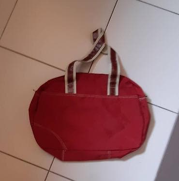 Crvena ženska torba za rame - Dimenzije: 40 x 30 x 7 cm (naznačeno na na lalafo.rs — 2 Crvena ženska torba za rame - Dimenzije: 40 x 30 x 7 cm (naznačeno na — 2