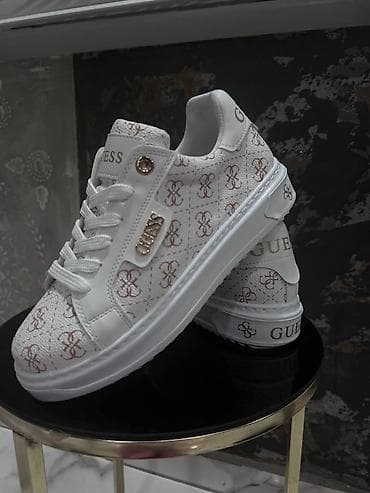 Wedding Clothes & Accessories: Predobre patike
Vel 36 do 40
Cena 4500 din at lalafo.rs — 8 Wedding Clothes & Accessories: Predobre patike
Vel 36 do 40
Cena 4500 din — 8