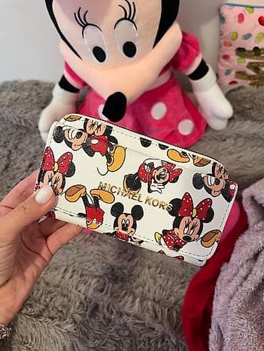 Michael kors disney novcanik novo presladak na lalafo.rs Michael kors disney novcanik novo presladak