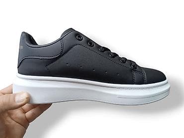 Trainers: Alexander McQueen patike bele i crne NOVO Novo Brojevi 41 do 45 fb at lalafo.rs — 7 Trainers: Alexander McQueen patike bele i crne NOVO Novo Brojevi 41 do 45 fb — 7