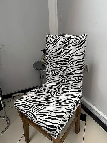 Akcija navlake za stolice bez karnera
2200 din 6 kom plisane na lalafo.rs — 1 Akcija navlake za stolice bez karnera
2200 din 6 kom plisane — 1