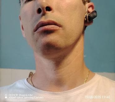 "PLANTRONICS VOYAGER® 835"® Bluetooth headset Enhanced Noise na lalafo.rs — 8 "PLANTRONICS VOYAGER® 835"® Bluetooth headset Enhanced Noise — 8