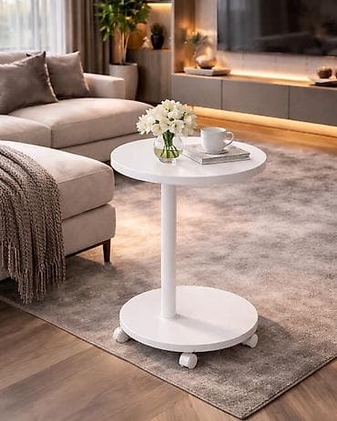 Moderan stočić sa točkićima 3000din Prečnik 40cm Visina 57 cm na lalafo.rs — 1 Moderan stočić sa točkićima 3000din Prečnik 40cm Visina 57 cm — 1