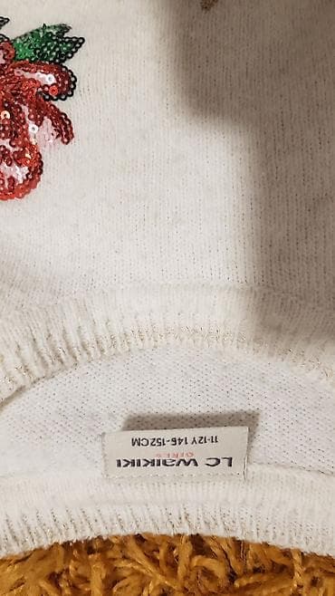 Komplet dukseva/džempera za devojčice – veličina oko 11–12 god na lalafo.rs — 2 Komplet dukseva/džempera za devojčice – veličina oko 11–12 god — 2