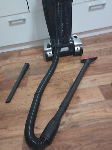 Usisivač Hoover Dust Manager Cyclonic – uspravni model, 2000 W - at lalafo.rs — 10 Usisivač Hoover Dust Manager Cyclonic – uspravni model, 2000 W - — 10