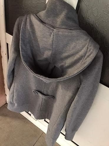 Jackets, Coats, Vests: Siva ženska jakna/duks sa kapuljačom, veličina M - Materijal: mekana at lalafo.rs — 3 Jackets, Coats, Vests: Siva ženska jakna/duks sa kapuljačom, veličina M - Materijal: mekana — 3