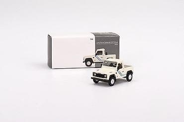 🤍💙 Land Rover Defender 90 Pickup – White with Blue Stripes – 1:64 – na lalafo.rs — 1 🤍💙 Land Rover Defender 90 Pickup – White with Blue Stripes – 1:64 – — 1