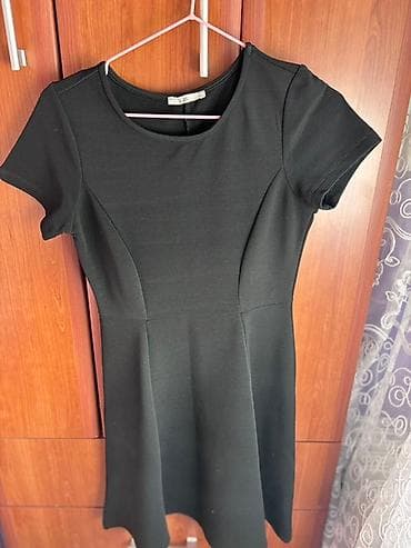 dve suknje po: Crna ženska mini haljina kratkih rukava, idealna za različite prilike at lalafo.rs — 3 dve suknje po: Crna ženska mini haljina kratkih rukava, idealna za različite prilike — 3