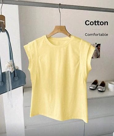 Women's T-shirts and tops: Majica siroka sa duplim rubovima na rukavima.Sa elastinom.Svetlo at lalafo.rs — 2 Women's T-shirts and tops: Majica siroka sa duplim rubovima na rukavima.Sa elastinom.Svetlo — 2