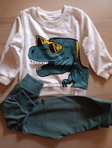 Nov kompletic za decaka 3-4g
pamuk,polyester/elastin 
predivan na lalafo.rs Nov kompletic za decaka 3-4g
pamuk,polyester/elastin 
predivan