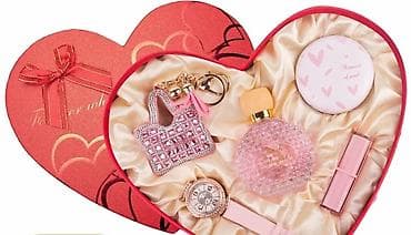 Poklon set u kutiji u obliku srca – ženski beauty i modni asortiman Gs at lalafo.rs — 3 Poklon set u kutiji u obliku srca – ženski beauty i modni asortiman Gs — 3