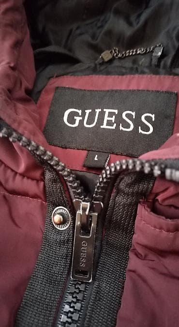 Guess zimska jakna punjena i stepena. Veličina 42/XL. Boja bordo na lalafo.rs — 2 Guess zimska jakna punjena i stepena. Veličina 42/XL. Boja bordo — 2