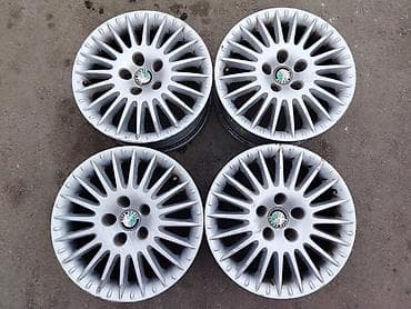 Alu felne R16 Alfa Romeo 159
Raspon 5x110
7jx16H2 na lalafo.rs Alu felne R16 Alfa Romeo 159
Raspon 5x110
7jx16H2