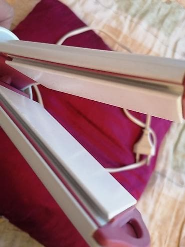 Pegla za kosu, odlična, malo korišćena kao nova na lalafo.rs — 5 Pegla za kosu, odlična, malo korišćena kao nova — 5