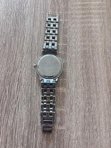 original esprit: Elegantan uniseks ručni sat marke D&G, srebrne boje, ukrašen at lalafo.rs — 3 original esprit: Elegantan uniseks ručni sat marke D&G, srebrne boje, ukrašen — 3