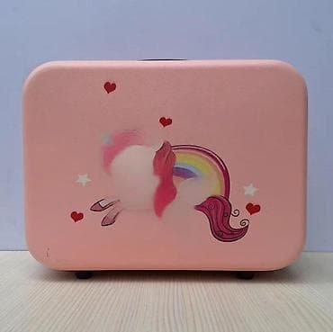 Accessories: Kozmetička torbica za decu u roze boji, ukrašena motivom jednoroga at lalafo.rs — 2 Accessories: Kozmetička torbica za decu u roze boji, ukrašena motivom jednoroga — 2