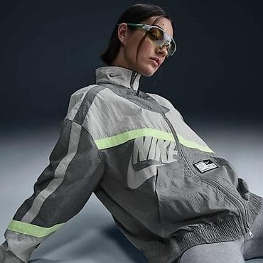 kozna jakna sa: NIKE Sportswear Women's Oversized Woven Jacket vel.XS NOVO HJ Ogovara na lalafo.rs — 1 kozna jakna sa: NIKE Sportswear Women's Oversized Woven Jacket vel.XS NOVO HJ Ogovara — 1