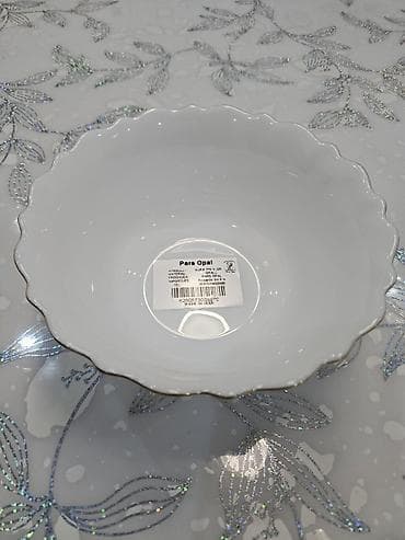 Staklena činija Pars Opal sa zlatnim rubom - Materijal: opalno staklo na lalafo.rs — 3 Staklena činija Pars Opal sa zlatnim rubom - Materijal: opalno staklo — 3