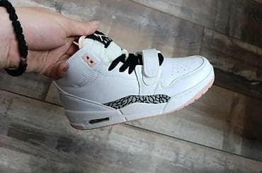 Sportske patike – visok model sa kombinovanim vezivanjem - Dizajn na lalafo.rs — 3 Sportske patike – visok model sa kombinovanim vezivanjem - Dizajn — 3