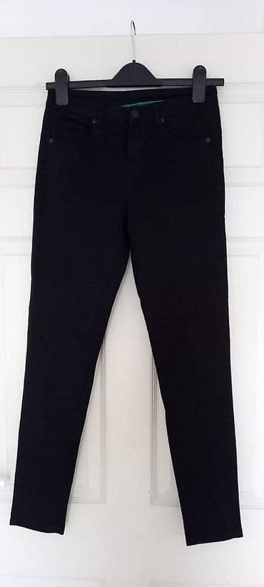Nove Benetton crne pantalone - S. Nove Benetton crne pantalone ravnih na lalafo.rs — 2 Nove Benetton crne pantalone - S. Nove Benetton crne pantalone ravnih — 2