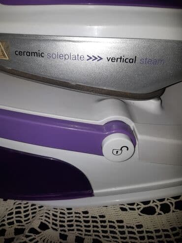 Steam Irons: Parna stanica za peglanje Ohmex - Pegla sa baznom stanicom u at lalafo.rs — 9 Steam Irons: Parna stanica za peglanje Ohmex - Pegla sa baznom stanicom u — 9