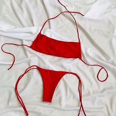 Kupaci iz dva dela sa trakama. Crvena,crna,borda,pink,plava,svetlo na lalafo.rs Kupaci iz dva dela sa trakama. Crvena,crna,borda,pink,plava,svetlo