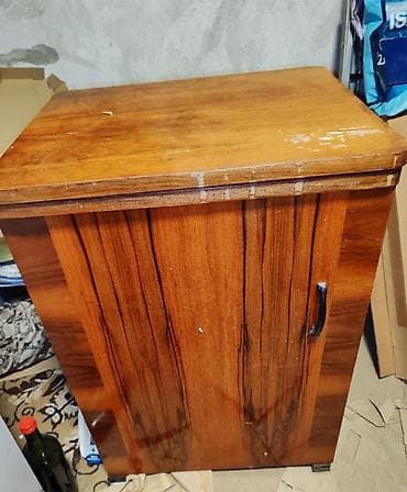 Šivaća mašina Bagat “Jadranka” sa originalnim drvenim ormarićem i na lalafo.rs — 4 Šivaća mašina Bagat “Jadranka” sa originalnim drvenim ormarićem i — 4