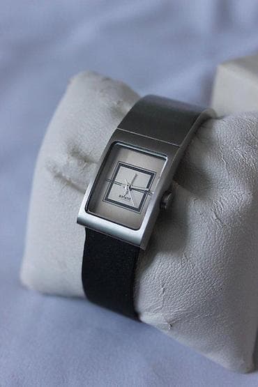 ORIGINALNI STARI ŽENSKI SAT AXCENT X4700, PERFEKTAN, RETKO | Veoma na lalafo.rs ORIGINALNI STARI ŽENSKI SAT AXCENT X4700, PERFEKTAN, RETKO | Veoma