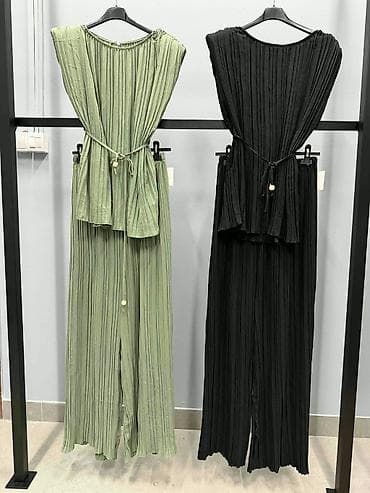 Overalls: Komplet
Cena 3000
Vel. do 3xl
V24 at lalafo.rs — 3 Overalls: Komplet
Cena 3000
Vel. do 3xl
V24 — 3