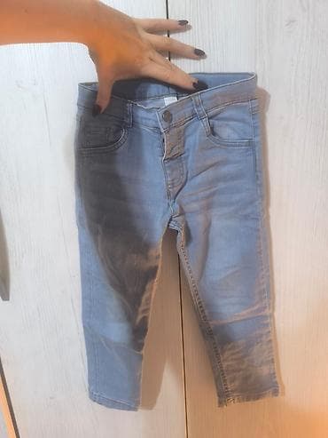 Dečije farmerke LC Waikiki - Veličina: 4/5 godina (104–110 cm) – na lalafo.rs — 1 Dečije farmerke LC Waikiki - Veličina: 4/5 godina (104–110 cm) – — 1