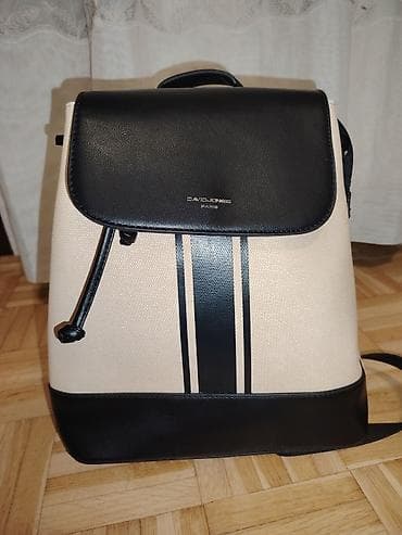 David Jones Paris ženski ranac – bež/crna kombinacija - Model sa na lalafo.rs — 1 David Jones Paris ženski ranac – bež/crna kombinacija - Model sa — 1