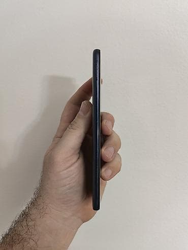 Samsung A51 dual sim, sim free sa 4/128gb memorije. Telefon dobro na lalafo.rs — 3 Samsung A51 dual sim, sim free sa 4/128gb memorije. Telefon dobro — 3