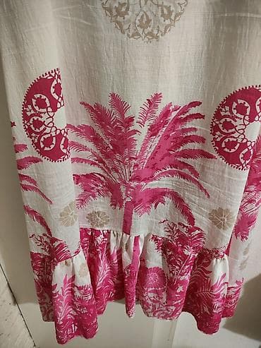 Letnja haljina sa tropskim printom - Boja: bela osnova sa intenzivno na lalafo.rs — 2 Letnja haljina sa tropskim printom - Boja: bela osnova sa intenzivno — 2