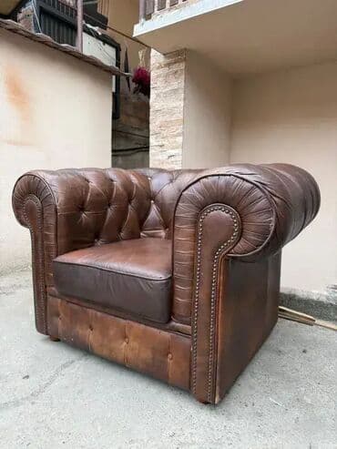 Stilske fotelje: Chesterfield fotelja - PRAVA KOŽA 🛋️✨ Prava box koža, fotelja u na lalafo.rs — 7 Stilske fotelje: Chesterfield fotelja - PRAVA KOŽA 🛋️✨ Prava box koža, fotelja u — 7