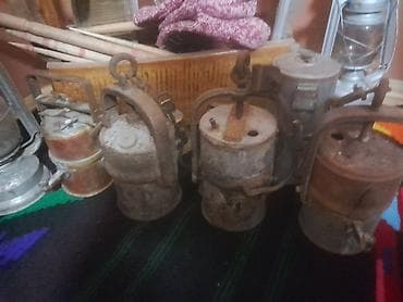 kom sa etiketom: Kolekcija starih lampi i fenjera – rudarske i petrolejske lampe - at lalafo.rs — 3 kom sa etiketom: Kolekcija starih lampi i fenjera – rudarske i petrolejske lampe - — 3