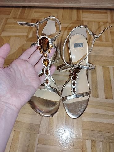 Zlatne ženske sandale na štiklu – Bata, prirodna koža - Brend: Bata na lalafo.rs — 2 Zlatne ženske sandale na štiklu – Bata, prirodna koža - Brend: Bata — 2