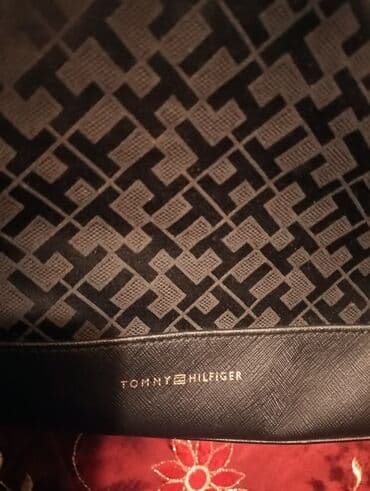 Torba za rame, Tommy Hilfiger, Materijal: Veštačka koža na lalafo.rs Torba za rame, Tommy Hilfiger, Materijal: Veštačka koža