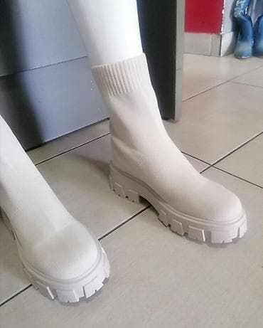 Nove, super cena
Br 38
Uvoz Turska na lalafo.rs — 2 Nove, super cena
Br 38
Uvoz Turska — 2