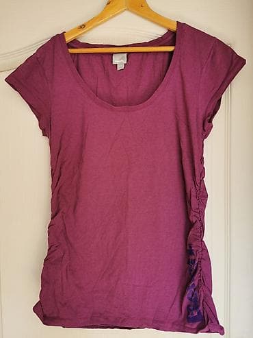 Ženska majica Bench. - Boja: purpurna/ljubičasta - Kroj: klasična na lalafo.rs — 2 Ženska majica Bench. - Boja: purpurna/ljubičasta - Kroj: klasična — 2