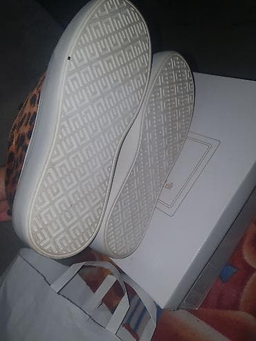 Loafers: Prelepe potpuno nove leopard print patike vrhunske popust sa 4990 na at lalafo.rs — 3 Loafers: Prelepe potpuno nove leopard print patike vrhunske popust sa 4990 na — 3