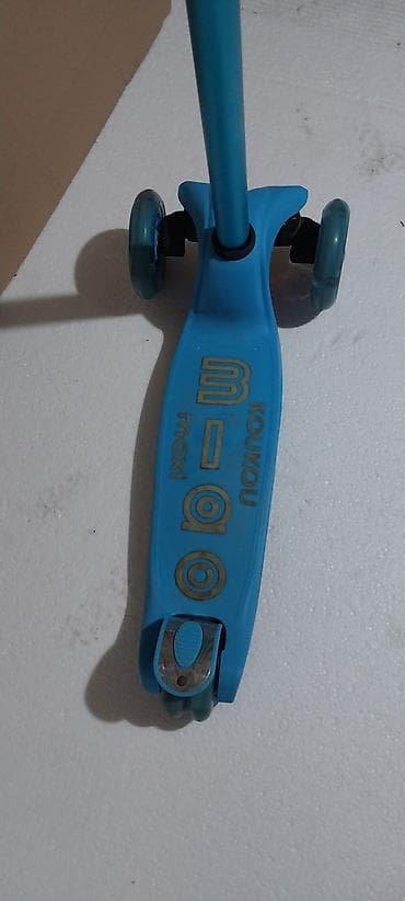 Sports & Leisure: Dečiji trotinet na tri točka – plavi, “Maxi” tip - Stabilna 3-točka at lalafo.rs — 8 Sports & Leisure: Dečiji trotinet na tri točka – plavi, “Maxi” tip - Stabilna 3-točka — 8