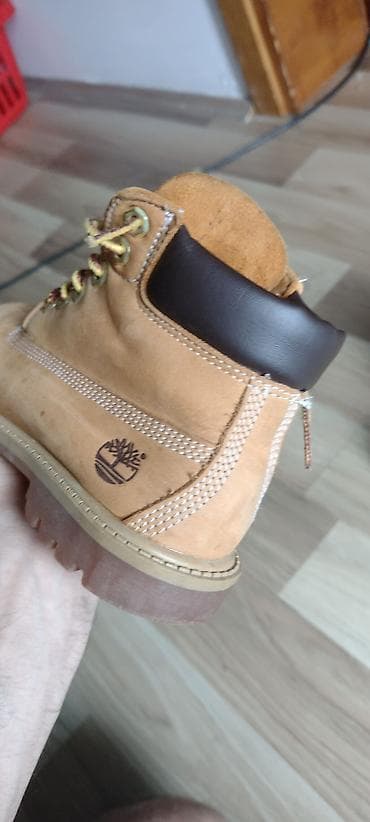 Radne čizme, veličina - 36 na lalafo.rs Radne čizme, veličina - 36