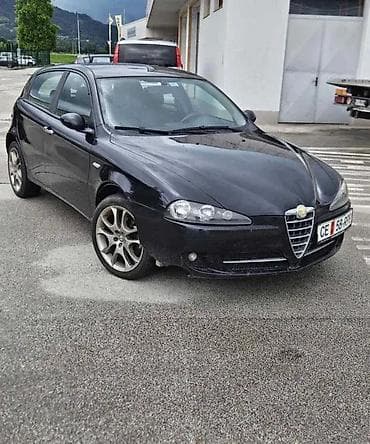 Transport: Alfa Romeo147 restyling desno krilo 876/a. Alfa Romeo147 restyling at lalafo.rs — 2 Transport: Alfa Romeo147 restyling desno krilo 876/a. Alfa Romeo147 restyling — 2