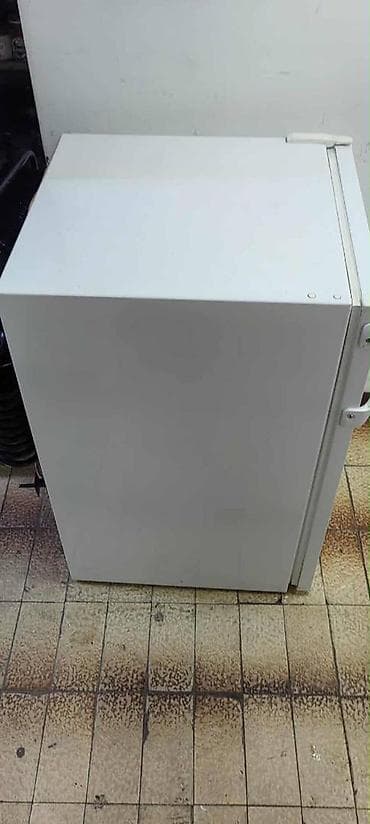 Prodajem frizider na plin 120L. Cena 23000 dinara. Broj telefona na lalafo.rs — 3 Prodajem frizider na plin 120L. Cena 23000 dinara. Broj telefona — 3