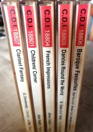 Kasete, CD i DVD: Prodajem retku i kvalitetnu, tematsku kolekciju, odabrane klasične na lalafo.rs Kasete, CD i DVD: Prodajem retku i kvalitetnu, tematsku kolekciju, odabrane klasične