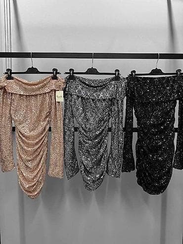 Dresses: 🔥Šljokičasta mini haljina s ramenima na otkriveno 🔥3400 Dostupne 3 at lalafo.rs — 2 Dresses: 🔥Šljokičasta mini haljina s ramenima na otkriveno 🔥3400 Dostupne 3 — 2