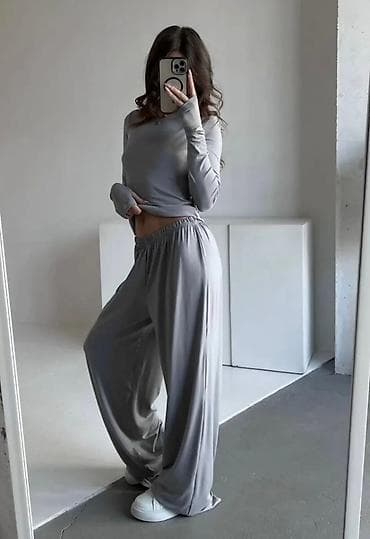 Komplet bluza i siroke pantalone,sa elastinom. Svetlo siva,tamno na lalafo.rs Komplet bluza i siroke pantalone,sa elastinom. Svetlo siva,tamno