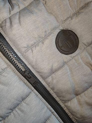 Sergio Tacchini ženska jakna, veličina S. - Model: dugačak na lalafo.rs — 3 Sergio Tacchini ženska jakna, veličina S. - Model: dugačak — 3